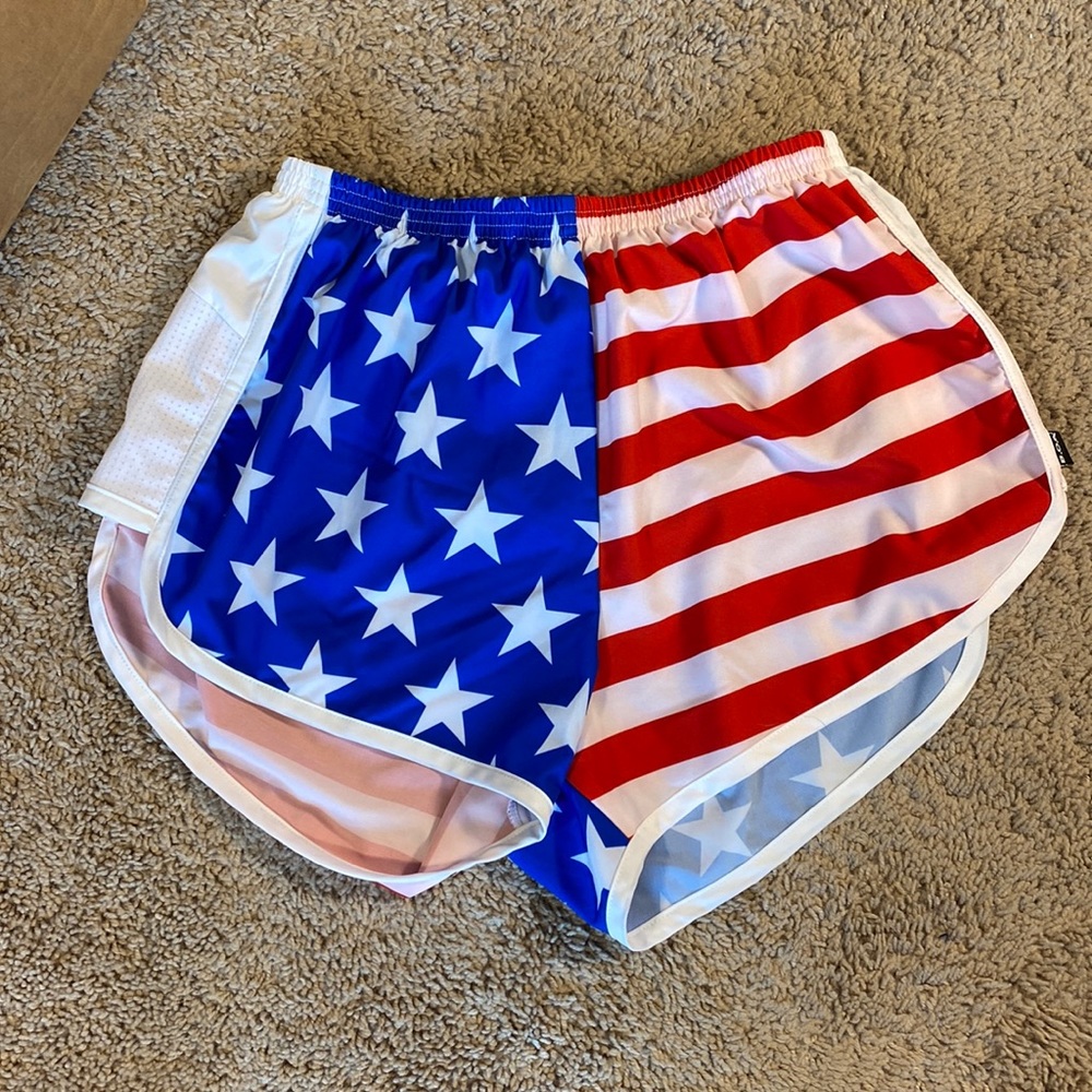 BOA flag 4th of July run shorts sz L